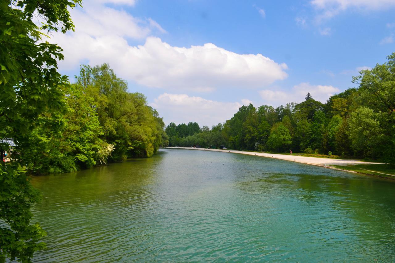 Munich Oktoberfest Glamping Hotell Exteriör bild