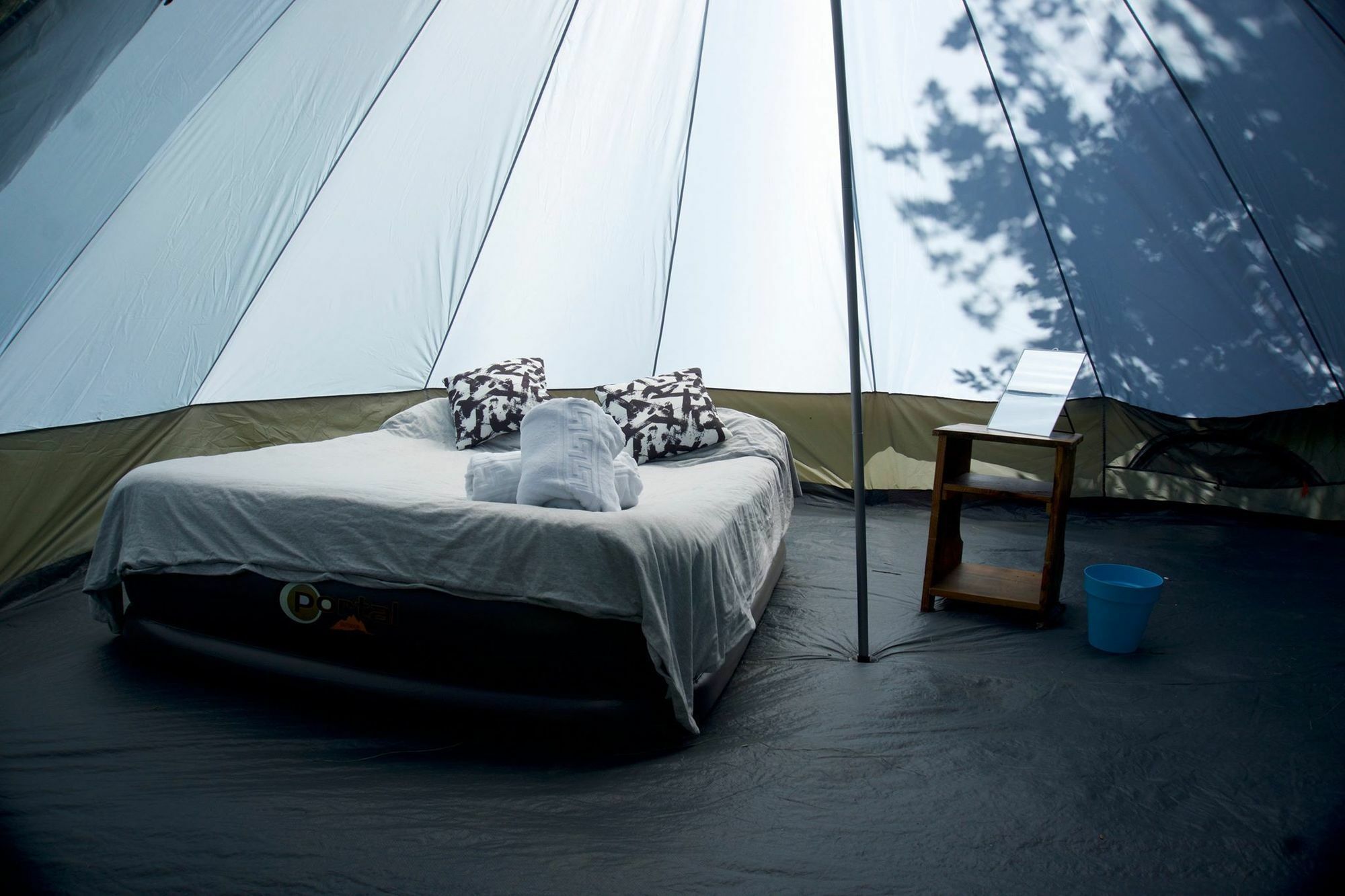 Munich Oktoberfest Glamping Hotell Exteriör bild