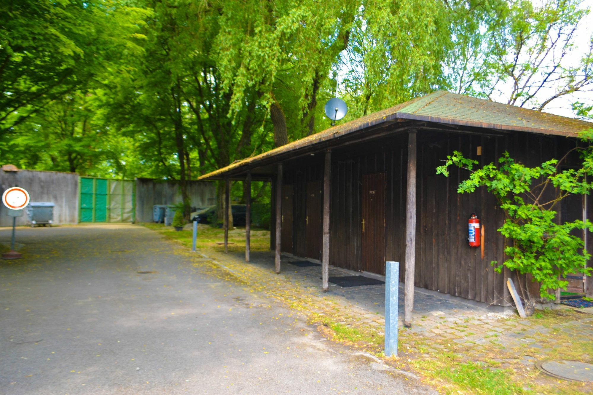 Munich Oktoberfest Glamping Hotell Exteriör bild